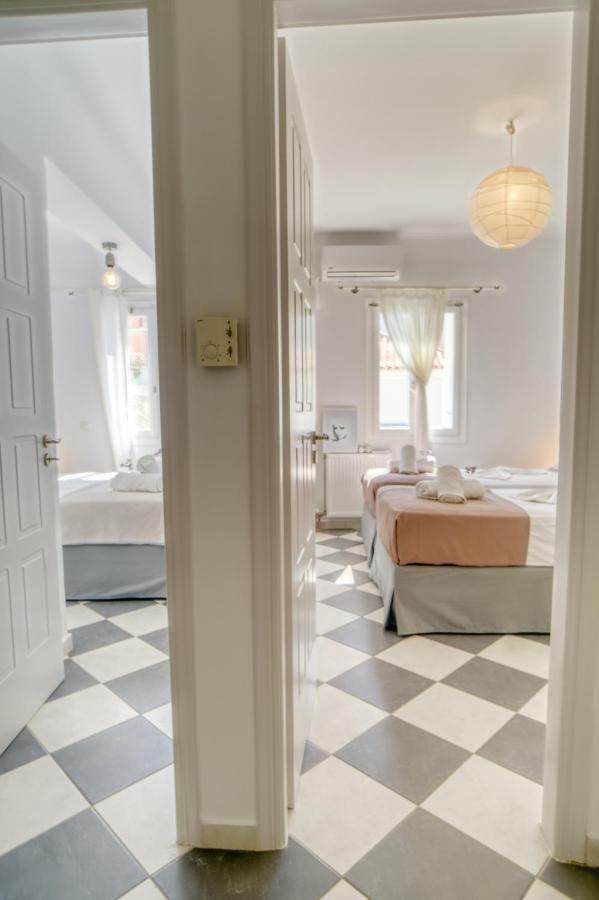Stylish, Cozy 2-Bdr Flat In Andros Town By Explore Andros Eksteriør billede